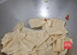 韭菜炒豆皮的做法图解5