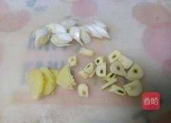 猪肉白菜炖粉条的做法图解4