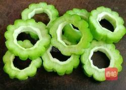 苦瓜圈煎蛋的做法图解8