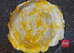 鸡蛋手抓饼的做法图解3