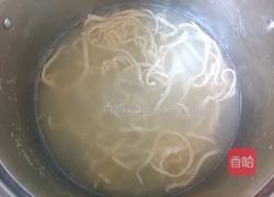 酸辣汤面的做法图解3
