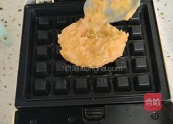 红薯鸡蛋饼的做法图解7