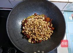 五花肉烀萝卜丁的做法图解9