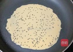 香肠鸡蛋饼串串的做法图解7