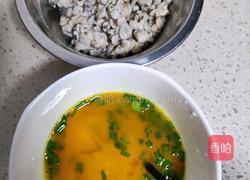 蚬肉炒蛋的做法图解3