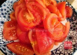 番茄金针菇蛋花汤的做法图解3