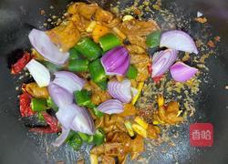 家庭版肥肠萝卜干锅(1-2人份)的做法图解3