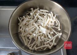 刷脂菌菇芙蓉蛋汤的做法图解5