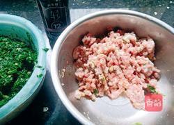 荠菜肉馅南瓜包子的做法图解1