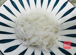 粿条汤的做法图解4