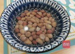 花生淮山煲猪脚的做法图解2