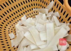 炒酸笋的做法图解1