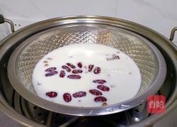 鱼胶炖奶的做法图解4