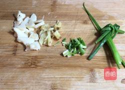 莲藕炖萝卜的做法图解3