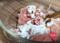 白菜炒肉的做法图解1