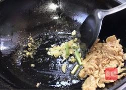 白菜炒肉的做法图解5