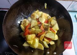 土豆炖茄子的做法图解12