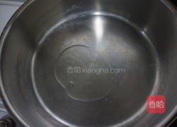 莴笋叶豆腐煲的做法图解1