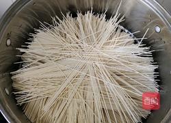 排骨萝卜蒸面的做法图解2