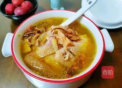 七彩菌煲鸡汤的做法图解1