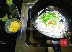 杏鲍菇鸡蛋炒辣椒的做法图解5