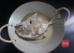 茄汁鲳鱼的做法图解11