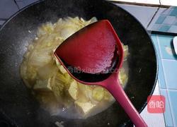 白菜炖豆腐的做法图解15