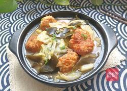 海带白菜炖丸子的做法图解1