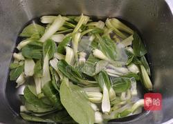 猪油渣炒小棠菜的做法图解3