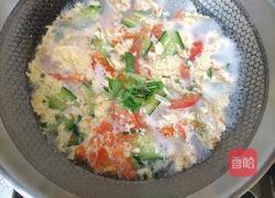 西红柿黄瓜蛋汤（无油版）的做法图解8