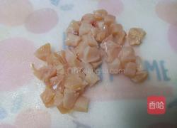 口蘑炒鸡胸肉的做法图解3