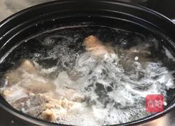 山药玉米脊骨汤的做法图解2