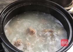 山药玉米脊骨汤的做法图解7