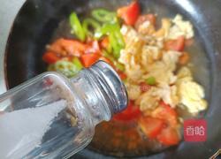 西红柿鸡蛋尖椒汤面的做法图解8