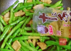 四季豆炒肉的做法图解6