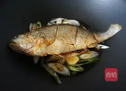 Illustration of dry-roasted large yellow croaker 6