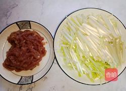 肉丝炒韭黄的做法图解1