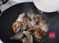 香煎池鱼的做法图解7