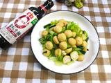 芹菜炒鱼丸的做法[图]