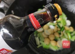 芹菜炒鱼丸的做法图解4