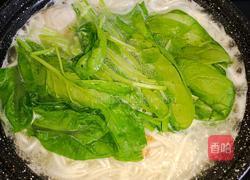 菠菜肉丸鸡蛋面的做法图解4