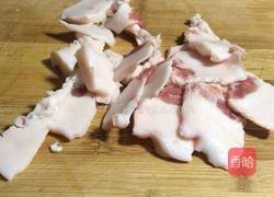 小白菜木耳烧豆腐的做法图解2