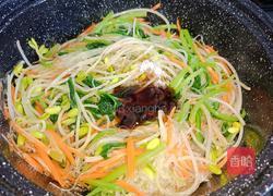 菠菜豆芽炒粉丝的做法图解5
