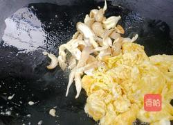 蘑菇鸡蛋汤面的做法图解5