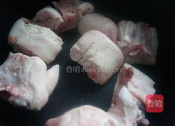 黄豆炖猪蹄的做法图解2