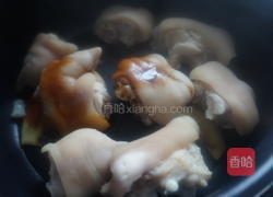 黄豆炖猪蹄的做法图解6