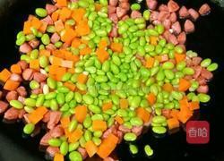 香肠炒毛豆米的做法图解7