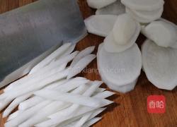 萝卜丝鱼汤的做法图解4