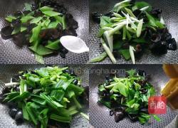 莴笋炒木耳的做法图解5