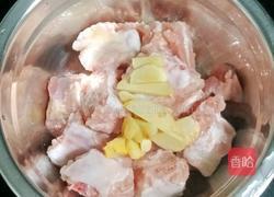 玉米胡萝卜排骨粥的做法图解3